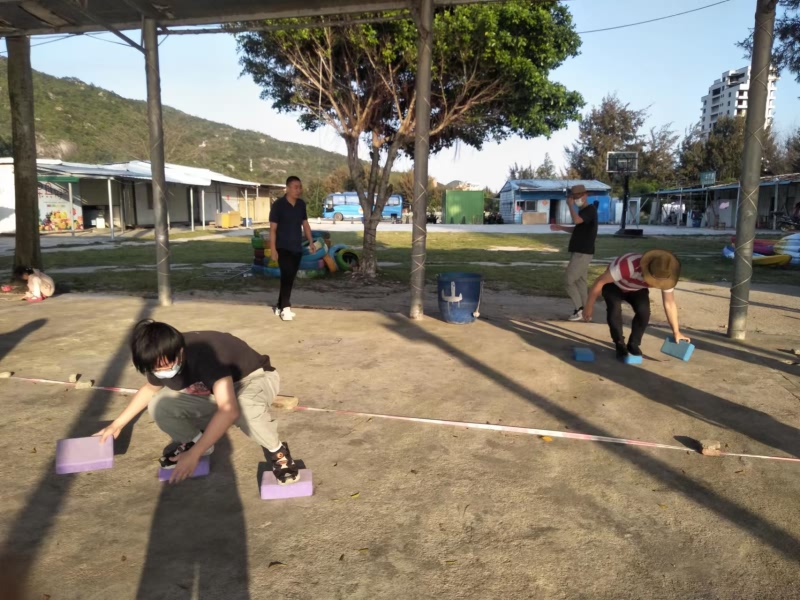 82bb7adff7ab1b01cbd339ca5004f65d.jpg 摸石過(guò)河3.jpg